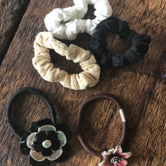 DONATED Misc Hair accessory bundle - Picture 2 of 6